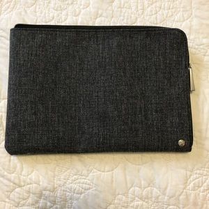 Large travel wallet